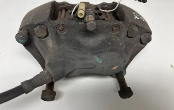 Mercedes-Benz SL R129 Front brake caliper