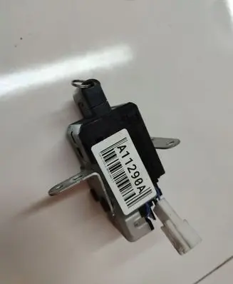 Toyota Corolla Verso AR10 Ignition lock contact 626399000
