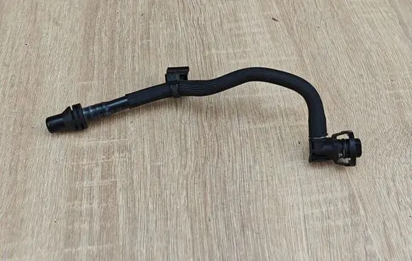 BMW 8 G16 Engine coolant pipe/hose 8571597