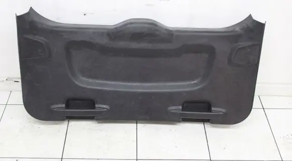 Ford Focus Tailgate trim 