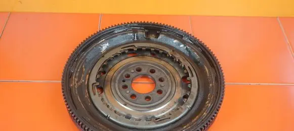 Audi A3 S3 8P Flywheel AUT CDA