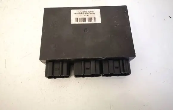 Volkswagen PASSAT B5 Comfort/convenience module 1J0959799S