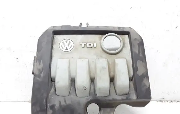 Volkswagen PASSAT B6 Engine cover (trim) 03G103925BJ