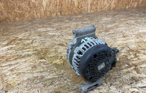 Opel Astra K Generator/alternator 13587307