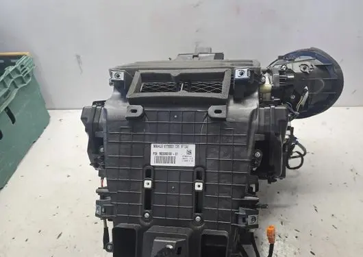 Opel Corsa F Interior heater climate box assembly 9826065180