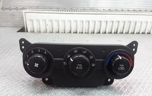 KIA Cerato Climate control unit 972502F000