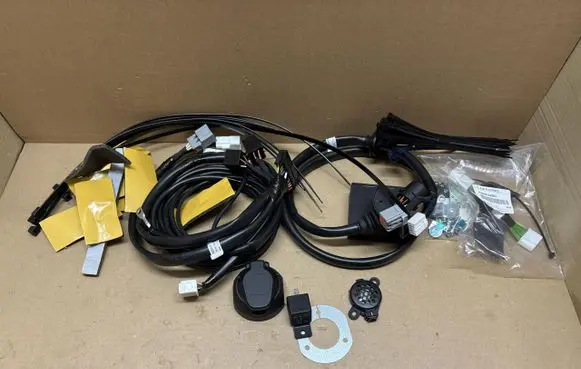 Toyota RAV 4 (XA50) Tow bar electric loom PW5D042567
