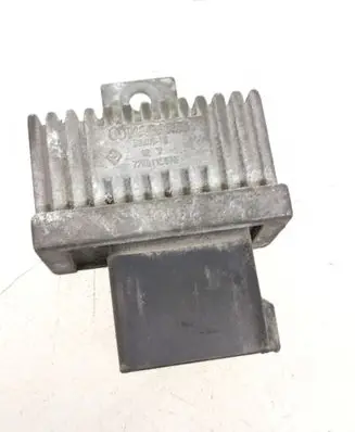 Opel Vivaro Glow plug pre-heat relay 7700115078