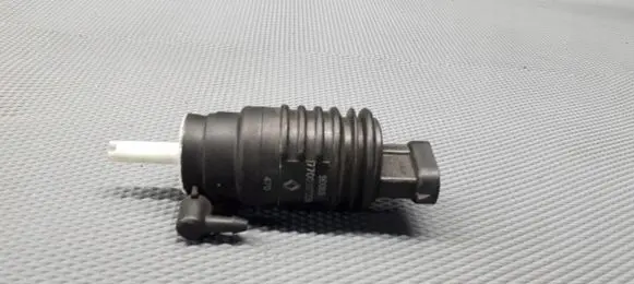 Renault Clio I Windscreen/windshield washer pump