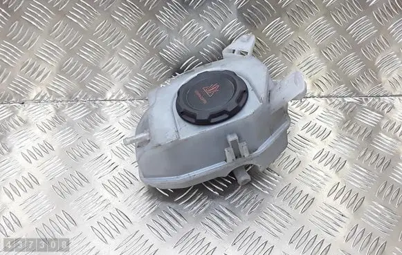 Seat Arona Coolant expansion tank/reservoir 2Q0121407B