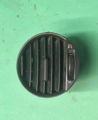 Volkswagen Caddy Dash center air vent grill 2K0819703B