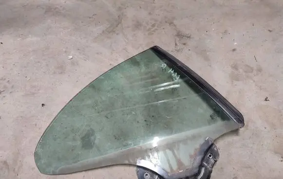 BMW 6 E63 E64 Rear side window 51357186644 51377008634 51374338182