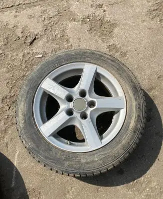 Hyundai i30 R15 alloy rim 