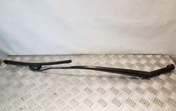 Hyundai ix35 Front wiper blade arm