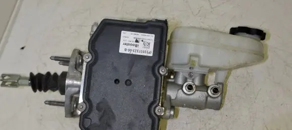 Tesla Model S Master brake cylinder 0854315 103712300B 0214N000
