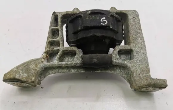Ford C-MAX II Engine mount bracket 3M516F012BH 120191106