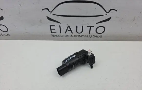 Volkswagen Tiguan Allspace Windscreen/windshield washer pump 1K6955651
