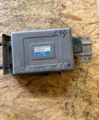 Mitsubishi Galant ABS control unit/module MB863282