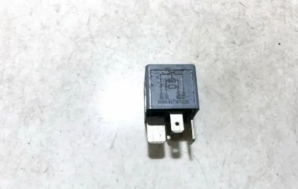 Audi A6 S6 C5 4B Other relay 8d0951253 v23134j52x300