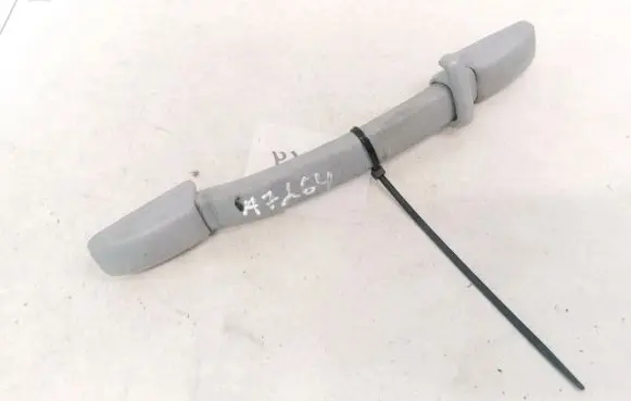 Toyota Avensis Verso Rear interior roof grab handle