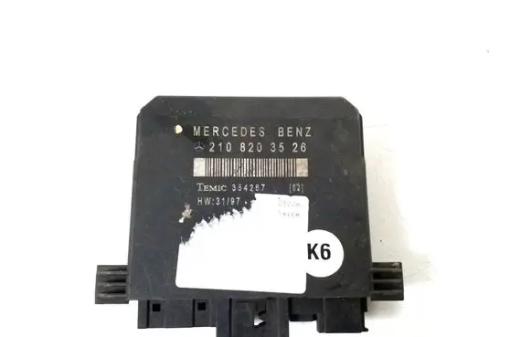 Mercedes-Benz E W210 Door control unit/module A2108203526