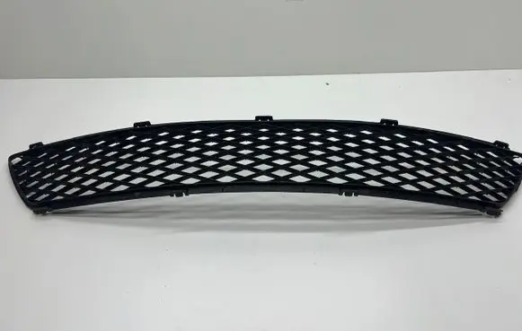 Mazda 6 Front bumper lower grill GJ6A501T1