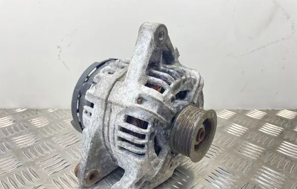 Toyota Avensis T250 Generator/alternator 270600D140A