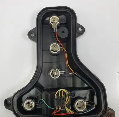 Porsche Cayenne (9PA) Tail light bulb cover holder 7L5945257