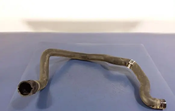 BMW 5 F10 F11 Engine coolant pipe/hose 9224372