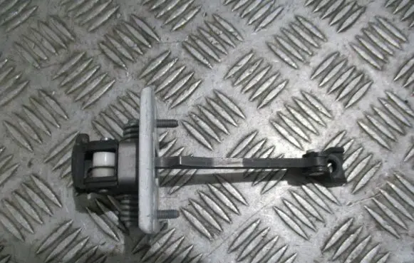 Peugeot 308 SW Front door check strap stopper