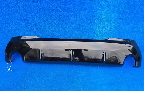 BMW 1 F40 Rear bumper lower part trim 8070950
