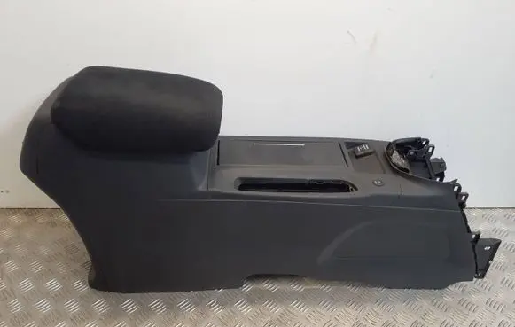 Honda CR-V Armrest