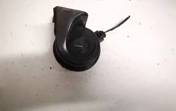 Skoda Octavia Mk2 (1Z) Horn signal e9001157