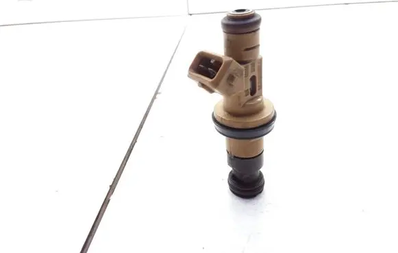 Fuel injector