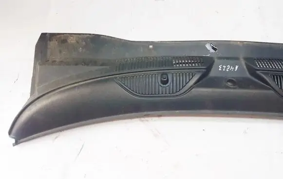 Jeep Cherokee Wiper trim 55155850 19284