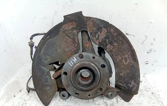 Citroen C5 Front wheel hub spindle knuckle