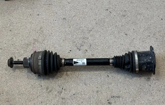 Audi Q7 4M Front driveshaft 4M0407271D