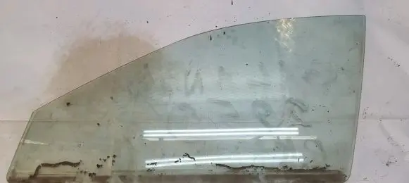 Mitsubishi Galant Front door window glass four-door