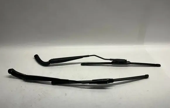 Ford Mustang VI Windshield/front glass wiper blade FR3B17B589AB