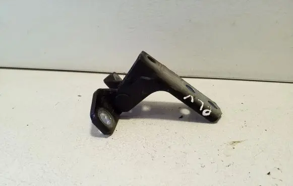 Front door upper hinge