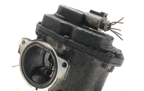 Audi A4 S4 B8 8K EGR valve