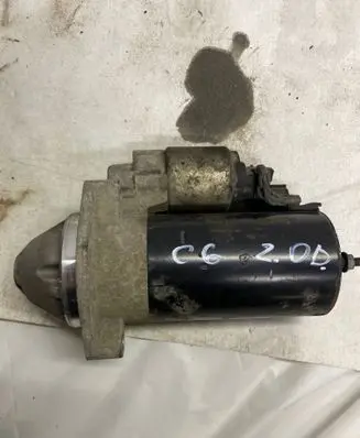 Audi A6 S6 C6 4F Starter motor 