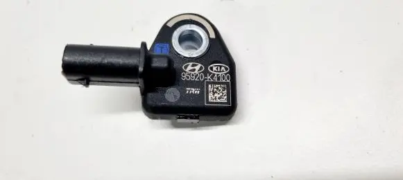 Hyundai Kona I Airbag deployment crash/impact sensor 95920K4100