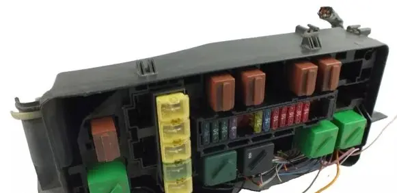 Ford Fiesta Fuse box set 96FG14A481AB
