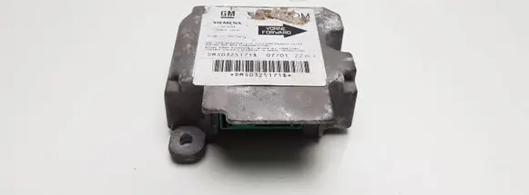 Opel Zafira A Airbag control unit/module 24416704