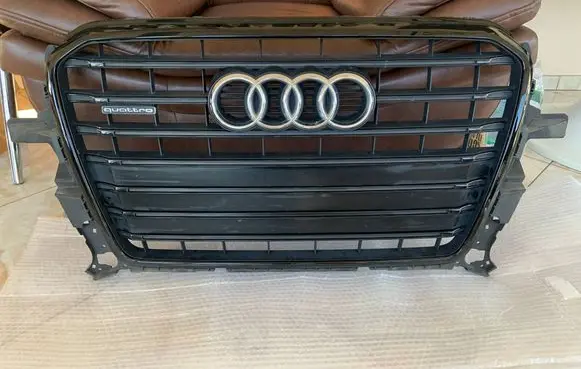 Front bumper upper radiator grill