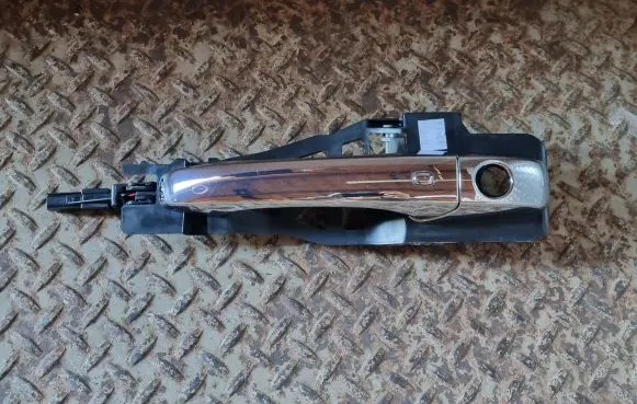 Jeep Grand Cherokee Front door exterior handle 04589887AD 04589881AL