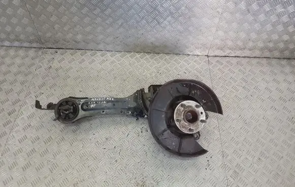 Ford Mondeo Mk III Stub axle 