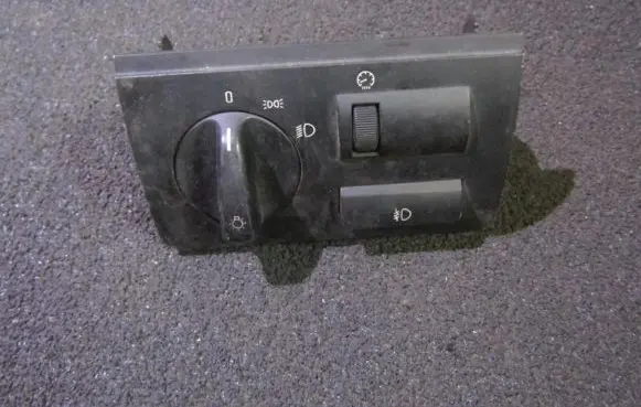 BMW X5 E53 Light switch 8372205