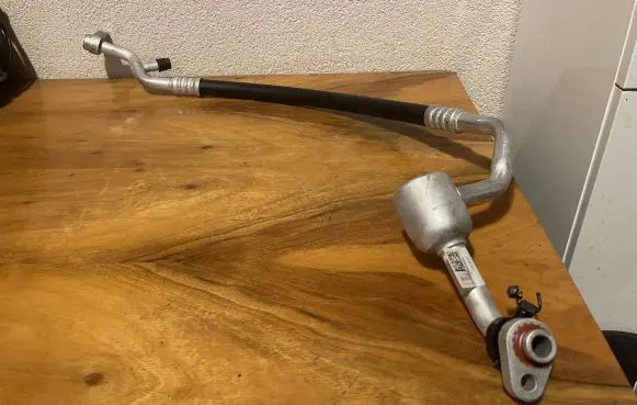 Ford Puma Air conditioning (A/C) pipe/hose L1BH19F618AA